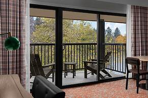 Valley River Inn