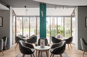 Holiday Inn Northampton by IHG