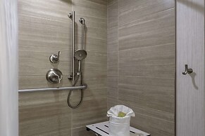 DoubleTree by Hilton Burlington Vermont