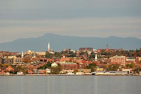 DoubleTree by Hilton Burlington Vermont
