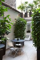 Hotel Eiffel Seine