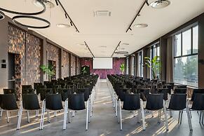 Apollo Hotel Amsterdam, a Tribute Portfolio Hotel