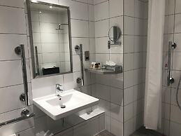 Holiday Inn London - Shepperton by IHG