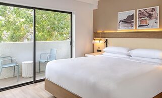 Hilton Phoenix Resort at the Peak