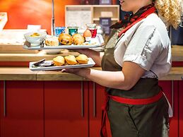 ibis Paris Pont De Suresnes
