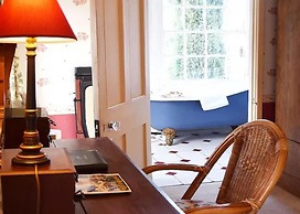 Esseborne Manor Hotel