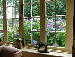 Esseborne Manor Hotel