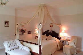 Esseborne Manor Hotel