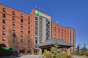 Holiday Inn & Suites Windsor Ambassador Bridge by IHG
