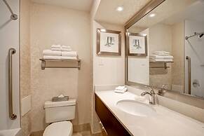 Holiday Inn & Suites Windsor Ambassador Bridge by IHG