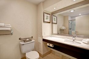 Holiday Inn & Suites Windsor Ambassador Bridge by IHG