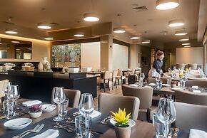 Hotel Dom Henrique Downtown