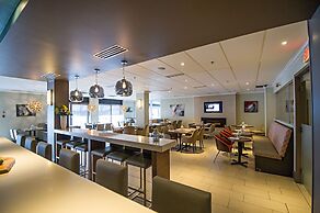 Cambridge Suites Hotel