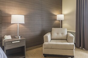 Comfort Inn Levis