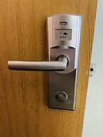 Econo Lodge Airport