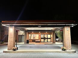Econo Lodge Airport
