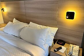 Econo Lodge Airport