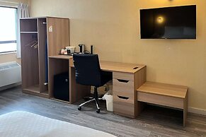 Econo Lodge Airport