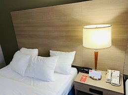 Econo Lodge Airport