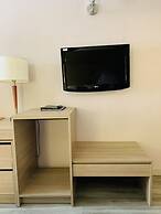 Econo Lodge Airport