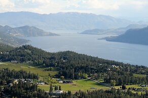 Best Western Plus Kelowna Hotel & Suites