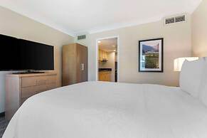 Best Western Plus Kelowna Hotel & Suites