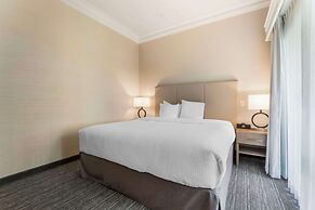 Best Western Plus Kelowna Hotel & Suites