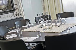 Renaissance®  Vienna Schönbrunn Hotel