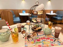 DoubleTree by Hilton London Victoria