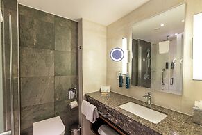 DoubleTree by Hilton London Victoria