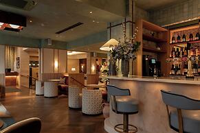 DoubleTree by Hilton London Victoria