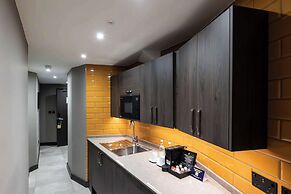 DoubleTree by Hilton London Victoria
