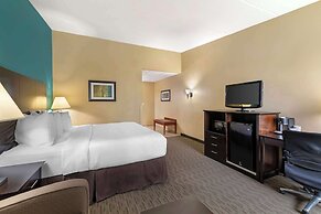Best Western Plus Plattsburgh