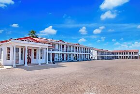 Historic Coronado Motor Hotel by OYO