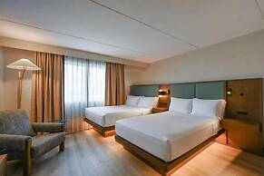 Hilton Winnipeg Airport Suites