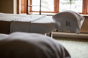 Ripplecove Hotel & Spa