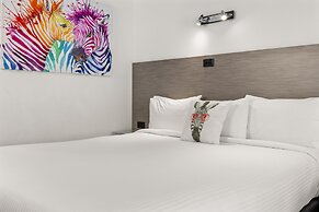 Zebra Motel