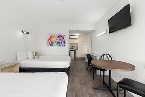 Zebra Motel