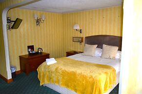 Donington Manor Hotel