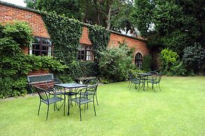 Donington Manor Hotel