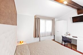 Hotel American Dinesen