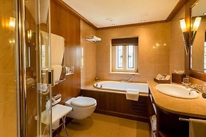 Whatley Manor