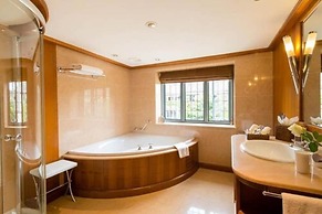Whatley Manor