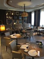 Hotel & Spa Le Grand Monarque, Best Western Premier Collection