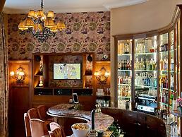Hotel & Spa Le Grand Monarque, Best Western Premier Collection