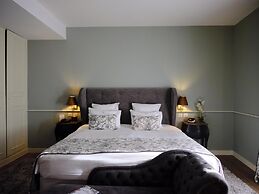 Hotel & Spa Le Grand Monarque, Best Western Premier Collection