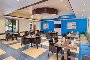 Radisson Blu Hotel & Resort, Al Ain