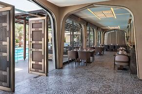 Radisson Blu Hotel & Resort, Al Ain