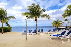 Reefhouse Resort & Marina