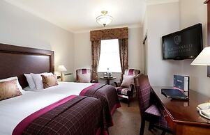 Macdonald Kilhey Court